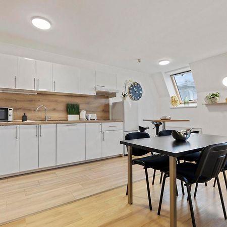 Family Hub In Centre Apartment Bratislava Exterior photo