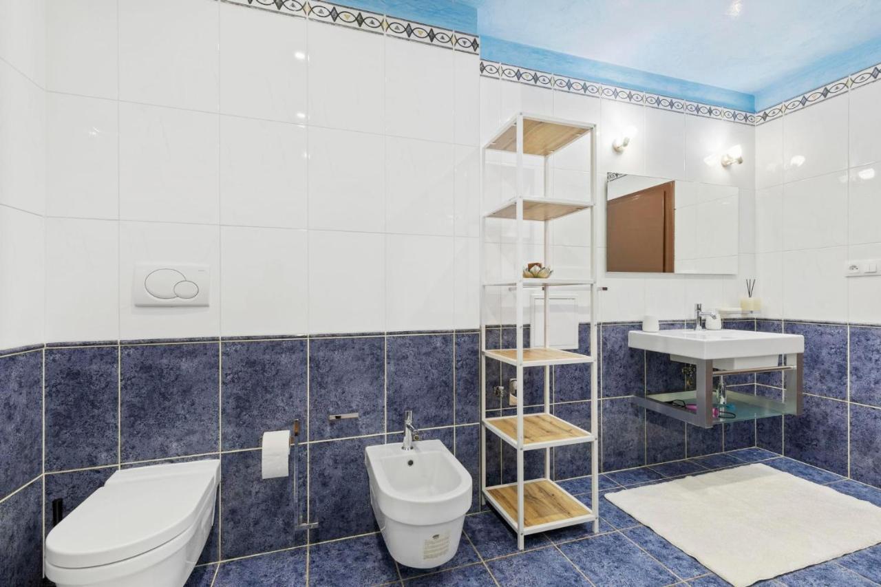 Family Hub In Centre Apartment Bratislava Exterior photo